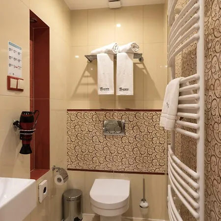 布罗池餐厅酒店