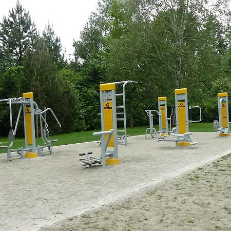 布罗池餐厅酒店