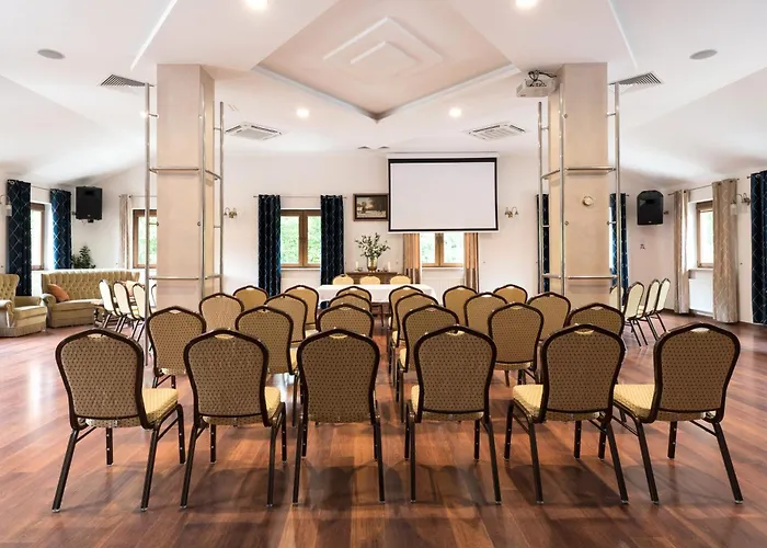 Hotel I Restauracja Brochów