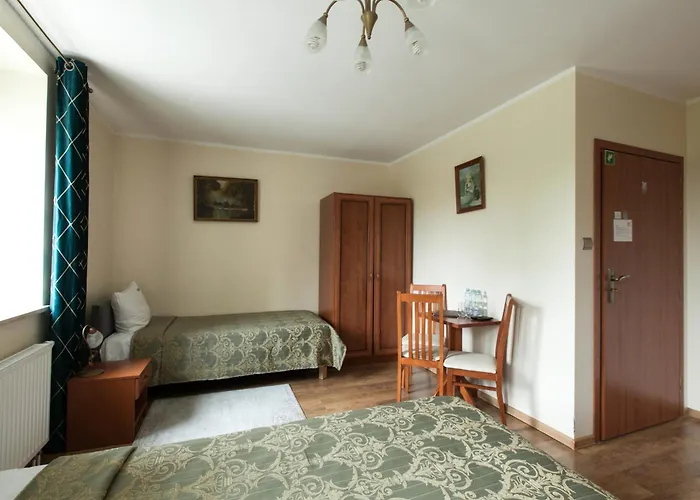 I Restauracja Brochów Hotel *