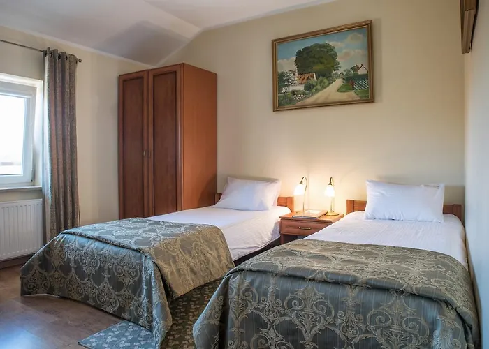 Hotel I Restauracja Brochów