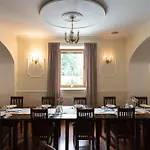 Ξενοδοχείο I Restauracja Brochow