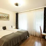 Ξενοδοχείο I Restauracja Brochow