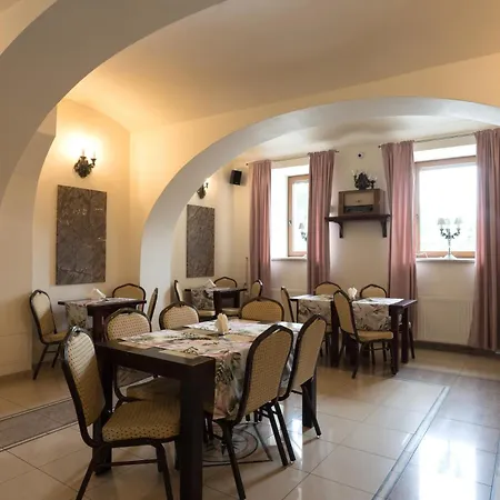 I Restauracja Brochow *