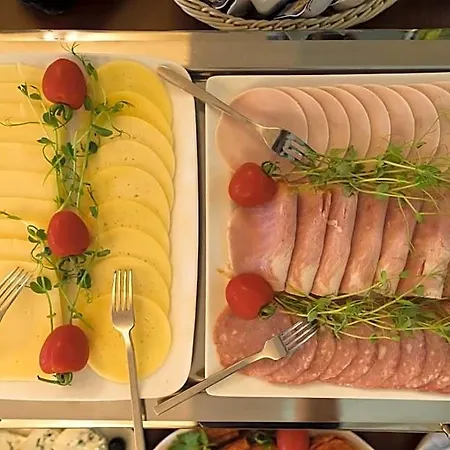 I Restauracja Brochow 호텔 *