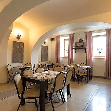 I Restauracja Brochow *