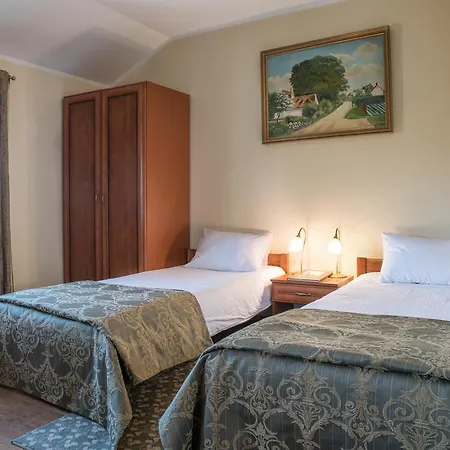 Hotel I Restauracja Brochów